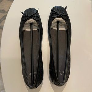 Stuart Weitzman Flats! Size 10, Black/pewter